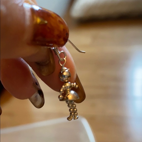 Earring - Picture 4 of 4